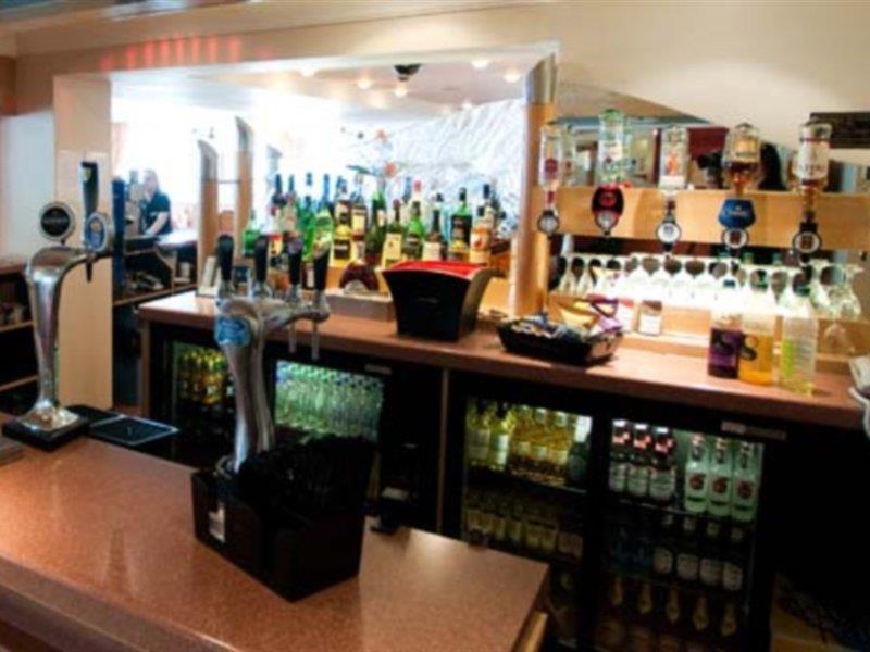 Hotel Western Premier & Knowsley